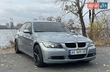 Седан BMW 3 Series 2005 в Днепре