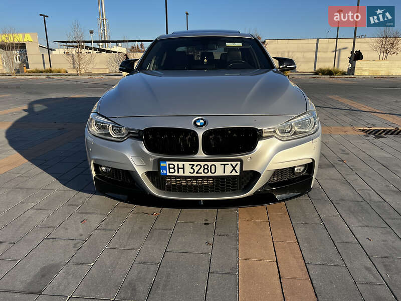 Седан BMW 3 Series 2015 в Одессе