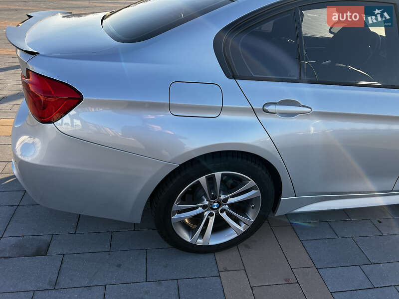 Седан BMW 3 Series 2015 в Одессе