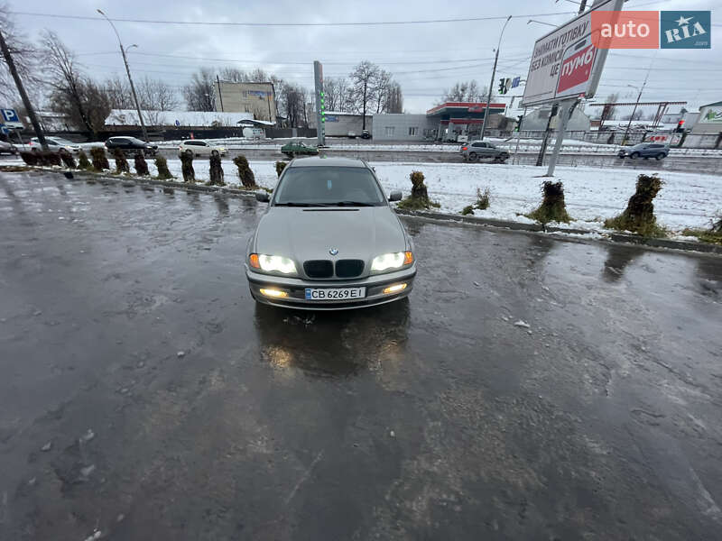 Седан BMW 3 Series 2000 в Чернигове