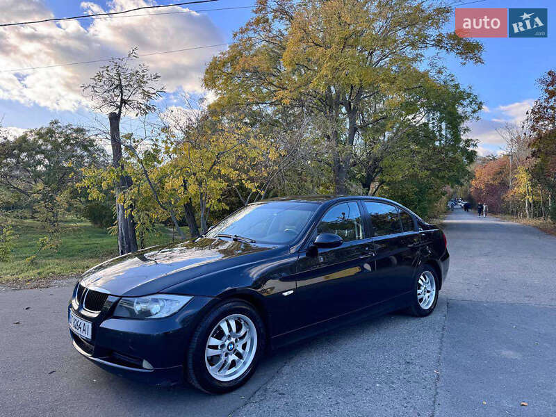 BMW 3 Series 2005