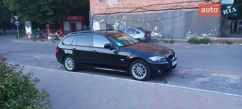 Універсал BMW 3 Series 2009 в Фастові