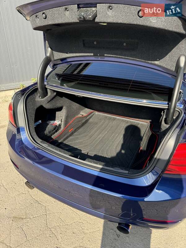 Седан BMW 3 Series 2017 в Дніпрі фото 27 Седан BMW 3 Series 2017 в Дніпрі