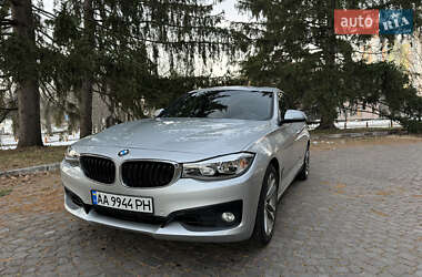 Седан BMW 3 Series 2015 в Киеве