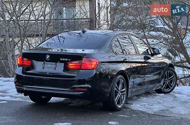 Седан BMW 3 Series 2014 в Черновцах