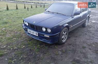 Седан BMW 3 Series 1986 в Косове