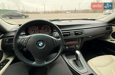 Седан BMW 3 Series 2011 в Харькове