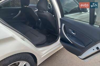Седан BMW 3 Series 2017 в 