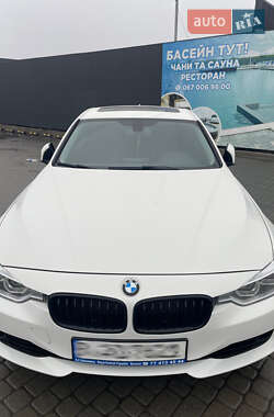 Седан BMW 3 Series 2014 в Львові