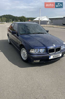 Седан BMW 3 Series 1996 в Білій Церкві