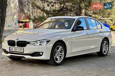 Седан BMW 3 Series 2015 в Хмельницком