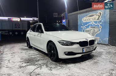 Седан BMW 3 Series 2013 в Умани