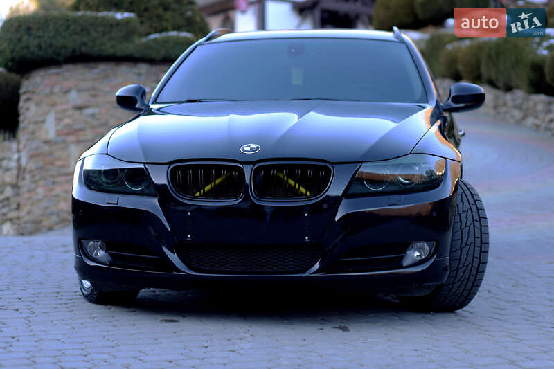 BMW 3 Series 2011