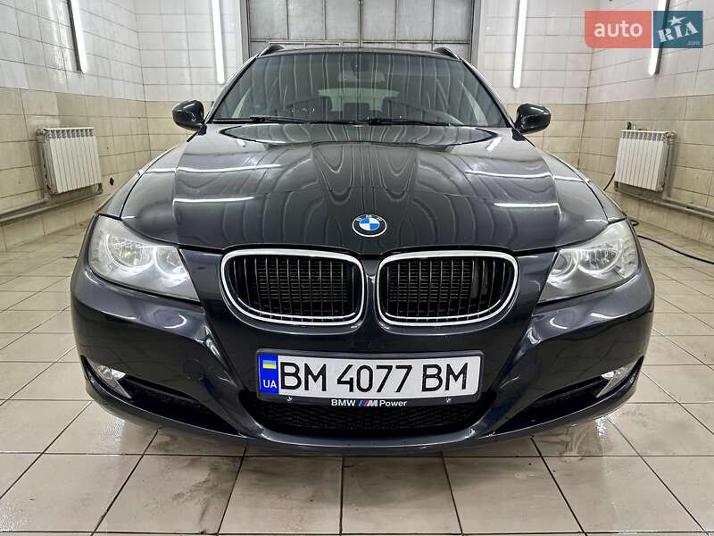 Универсал BMW 3 Series 2010 в Сумах