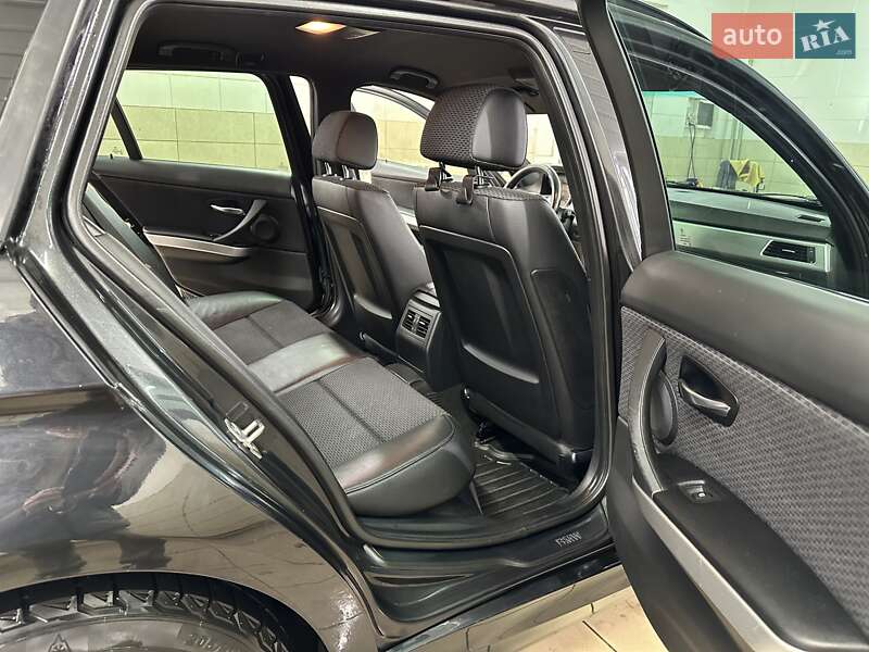 Универсал BMW 3 Series 2010 в Сумах