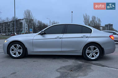 Седан BMW 3 Series 2015 в Запоріжжі