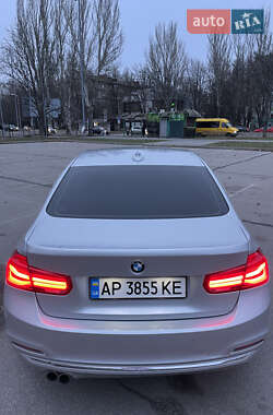 Седан BMW 3 Series 2015 в Запоріжжі