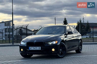 Седан BMW 3 Series 2013 в Ивано-Франковске