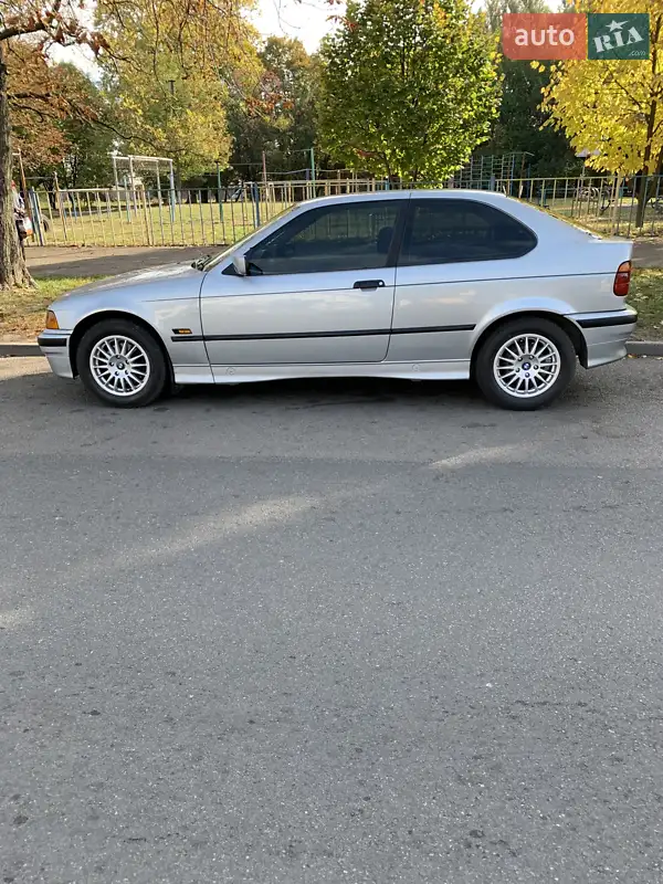 BMW 3 Series 1995