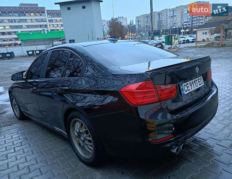Седан BMW 3 Series 2014 в Чернівцях