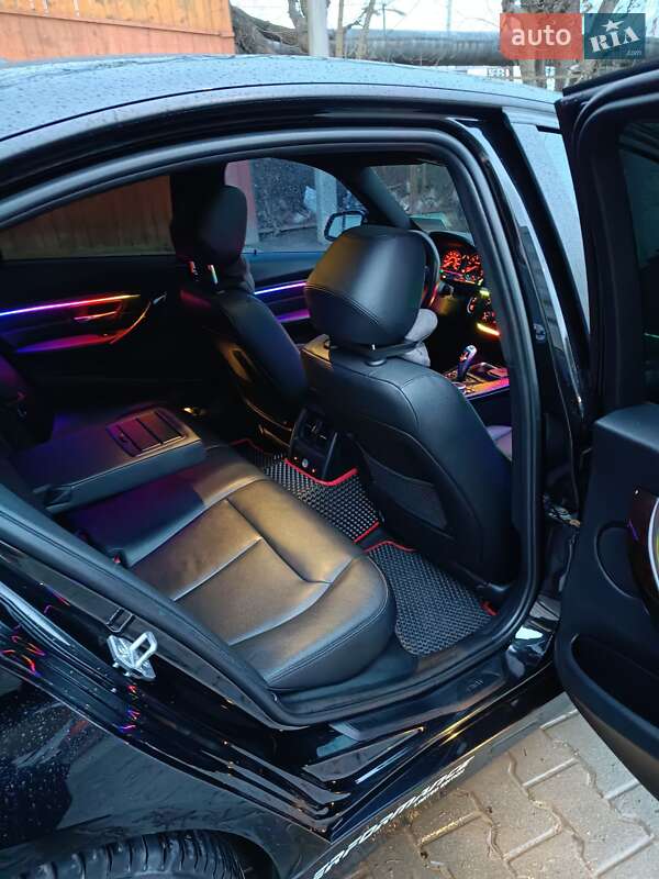 Седан BMW 3 Series 2014 в Чернівцях