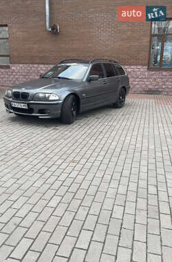 Універсал BMW 3 Series 2001 в Павлограді