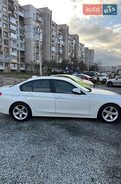 Седан BMW 3 Series 2015 в Львове