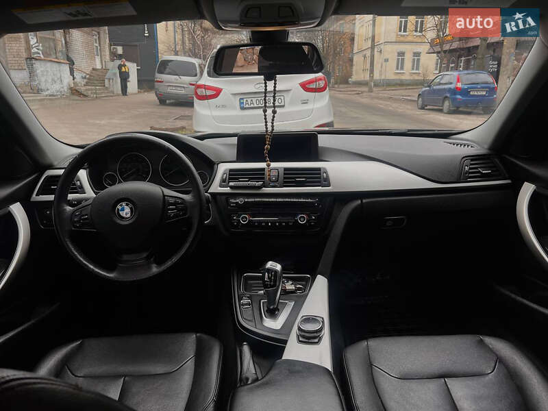 Седан BMW 3 Series 2014 в Києві
