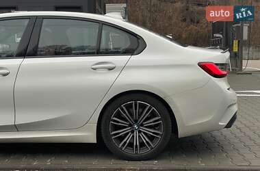 Седан BMW 3 Series 2019 в Киеве