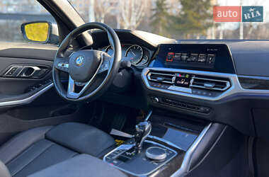 Седан BMW 3 Series 2019 в 