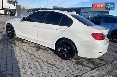 Седан BMW 3 Series 2014 в Львові