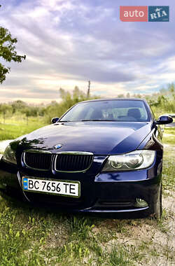 Седан BMW 3 Series 2007 в Золочеві