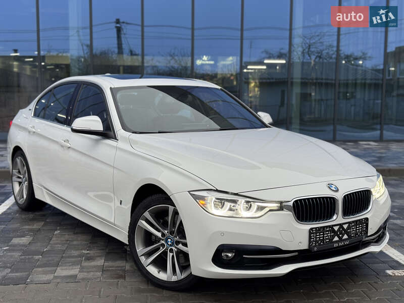 Седан BMW 3 Series 2017 в Киеве