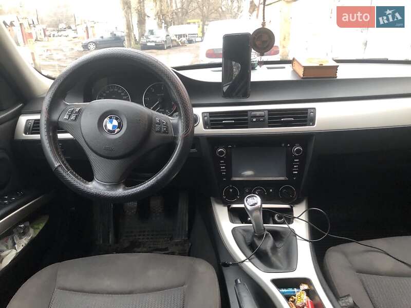 Универсал BMW 3 Series 2006 в Одессе