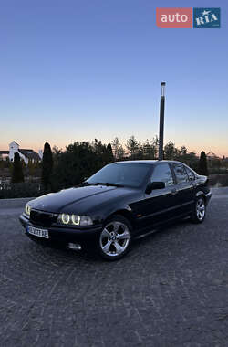 Седан BMW 3 Series 1997 в Дніпрі