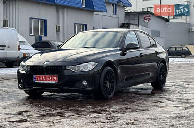 Седан BMW 3 Series 2015 в Ровно