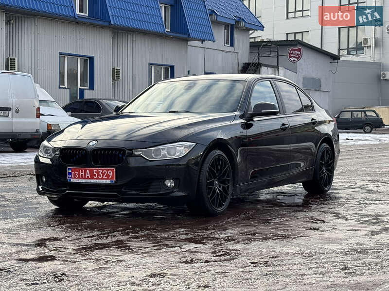 Седан BMW 3 Series 2015 в Рівному