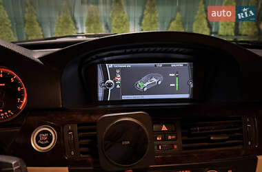 Седан BMW 3 Series 2011 в 