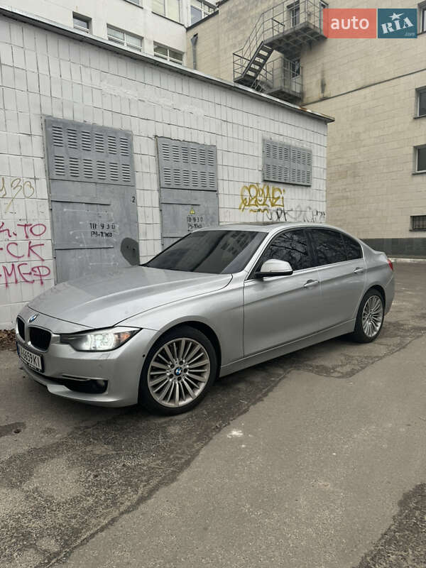 Седан BMW 3 Series 2013 в Киеве фото 3 Седан BMW 3 Series 2013 в Киеве