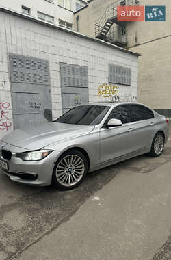 Седан BMW 3 Series 2013 в 