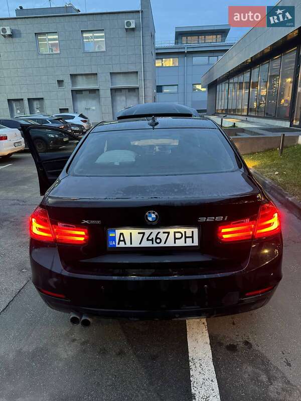 Седан BMW 3 Series 2015 в Киеве фото 9 Седан BMW 3 Series 2015 в Киеве