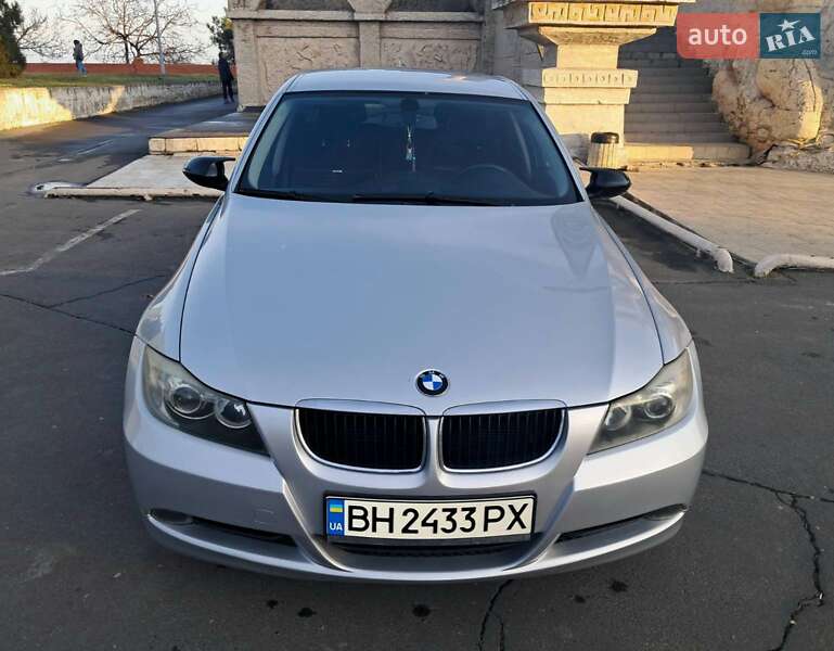 Универсал BMW 3 Series 2006 в Черноморске