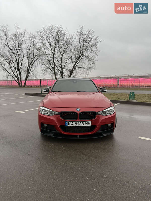 Седан BMW 3 Series 2015 в Києві