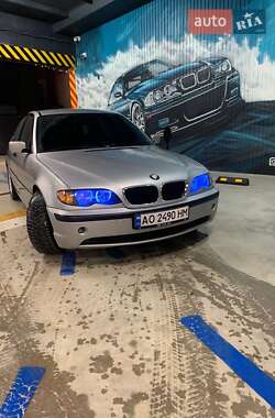 Седан BMW 3 Series 2002 в Самборі