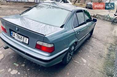 Седан BMW 3 Series 1992 в Кропивницькому