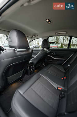 Седан BMW 3 Series 2020 в 