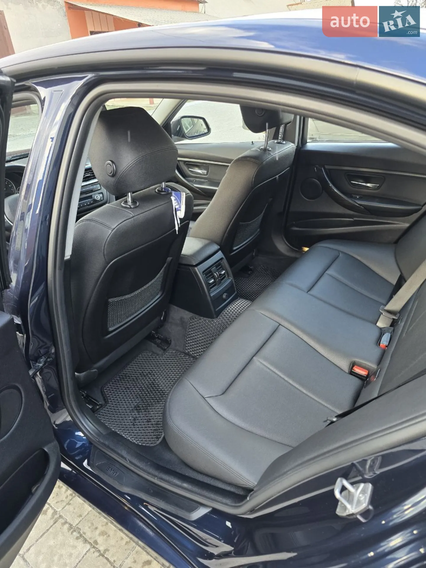2015 BMW 3er - мініатюра 14