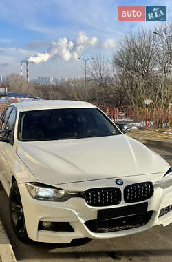 Седан BMW 3 Series 2016 в Каменском