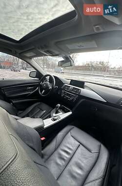 Седан BMW 3 Series 2013 в Львові