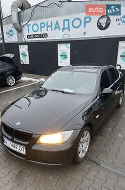 Седан BMW 3 Series 2006 в Полонному